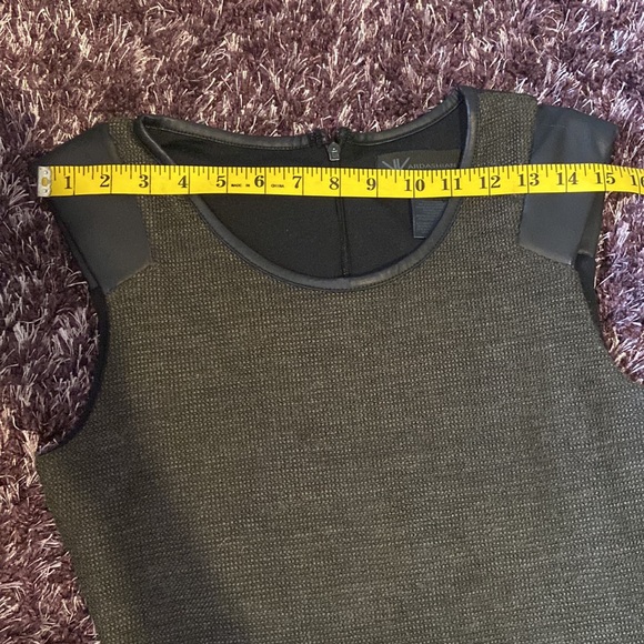 Kardashian Kollection dress - Picture 8 of 11